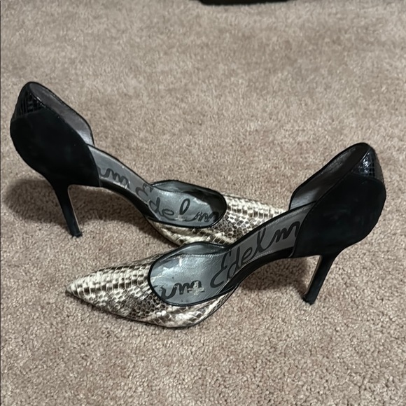 Sam Edelman Snakeskin and Black Heels - Picture 2 of 4